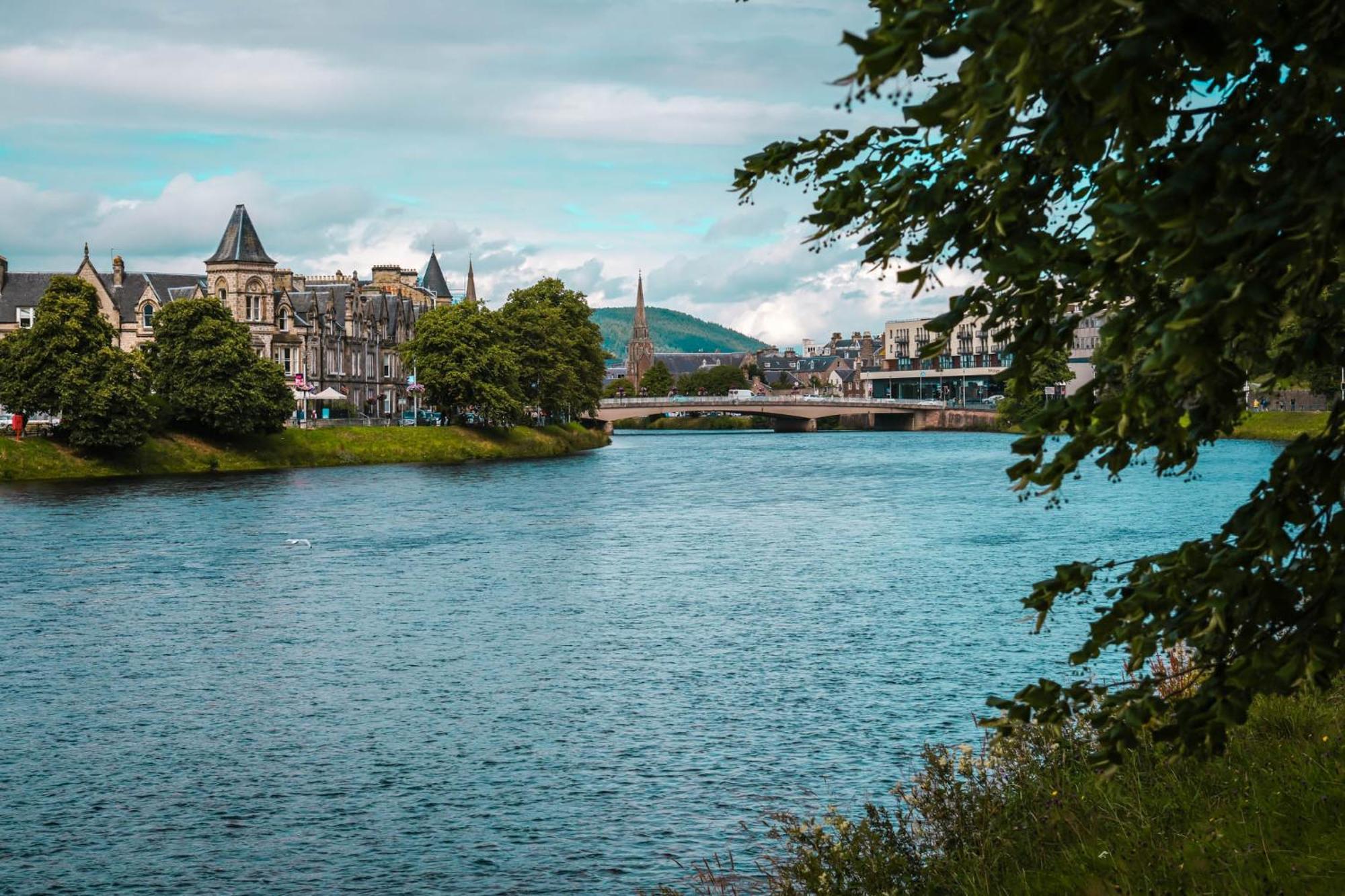 Glen Mhor Hotel At Uile-Bheist 'Brewstillery' Inverness Ngoại thất bức ảnh