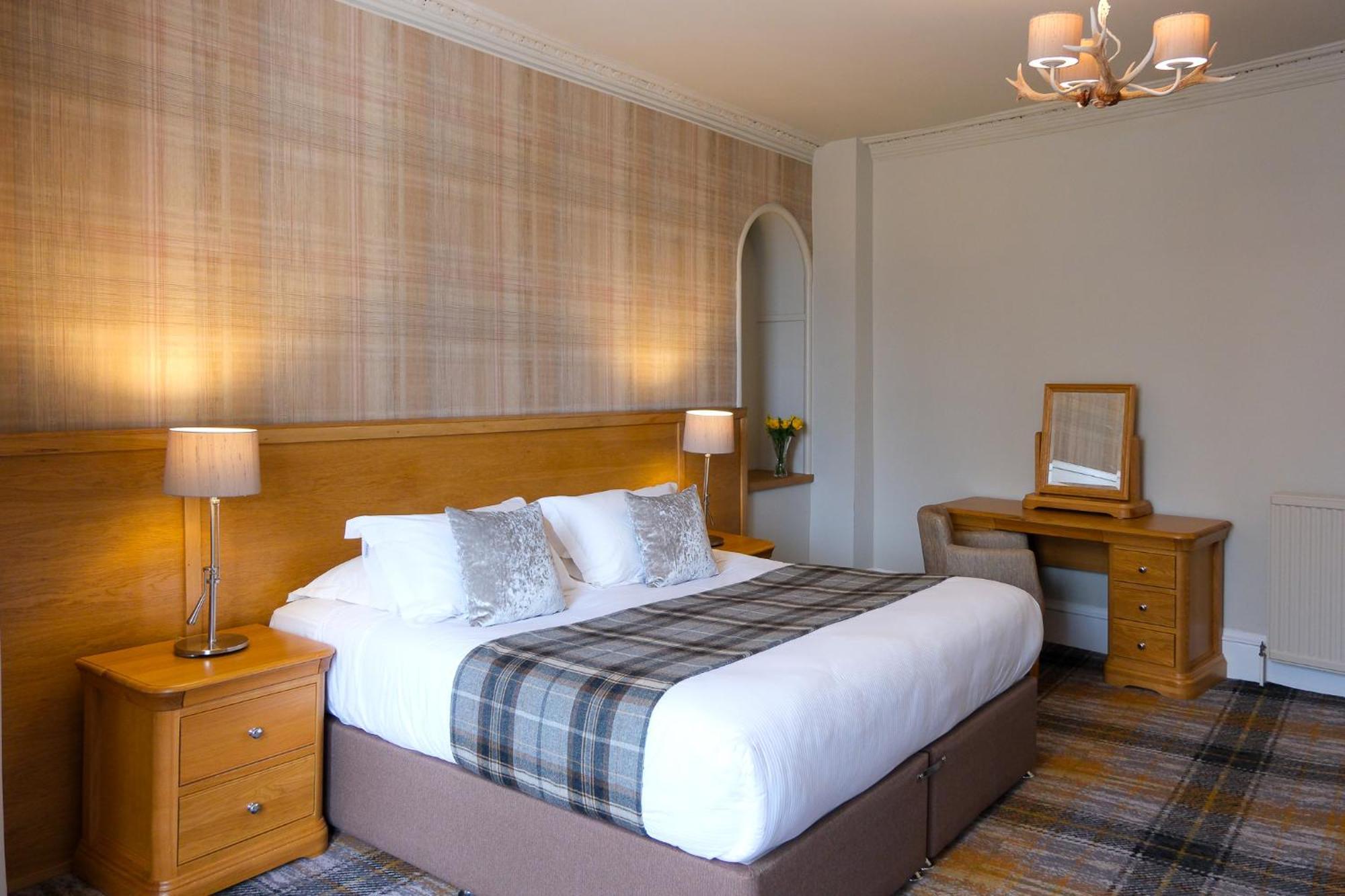 Glen Mhor Hotel At Uile-Bheist 'Brewstillery' Inverness Ngoại thất bức ảnh