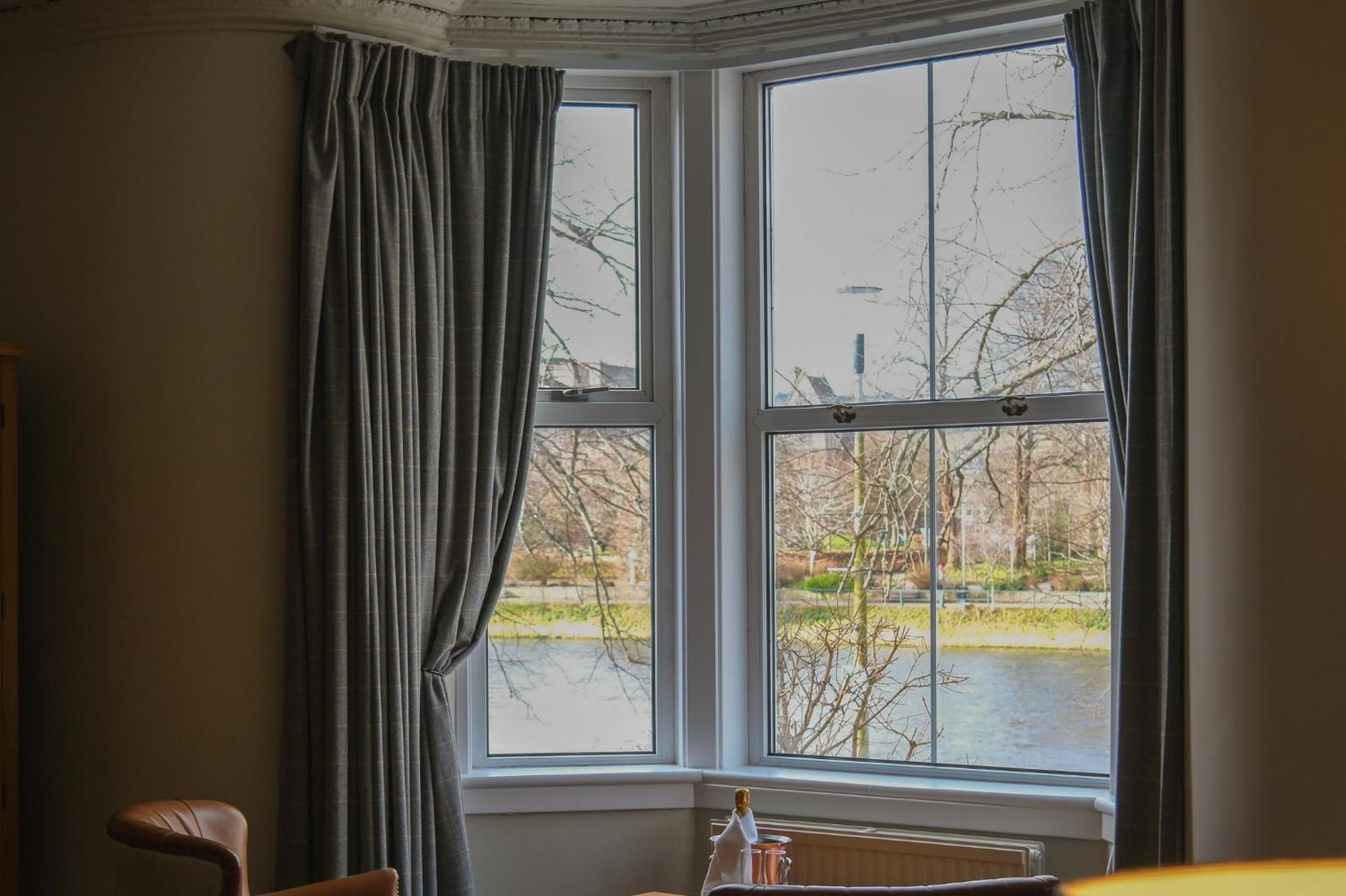 Glen Mhor Hotel At Uile-Bheist 'Brewstillery' Inverness Ngoại thất bức ảnh
