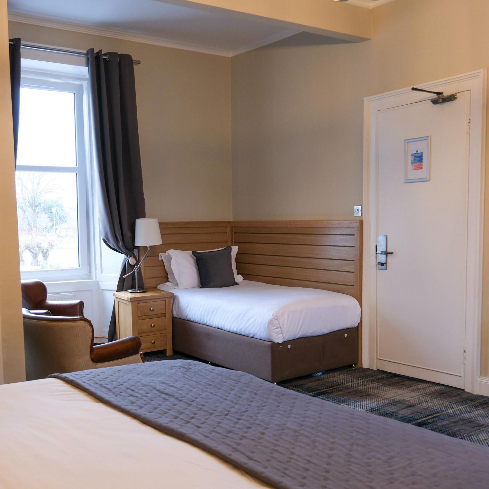 Glen Mhor Hotel At Uile-Bheist 'Brewstillery' Inverness Ngoại thất bức ảnh