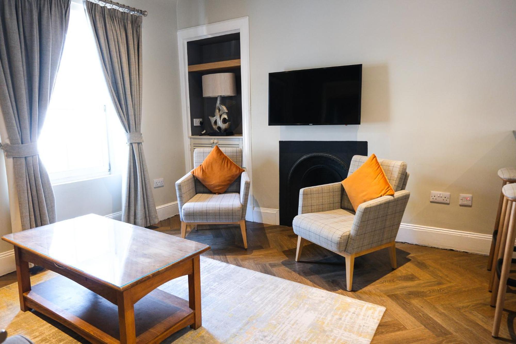 Glen Mhor Hotel At Uile-Bheist 'Brewstillery' Inverness Ngoại thất bức ảnh
